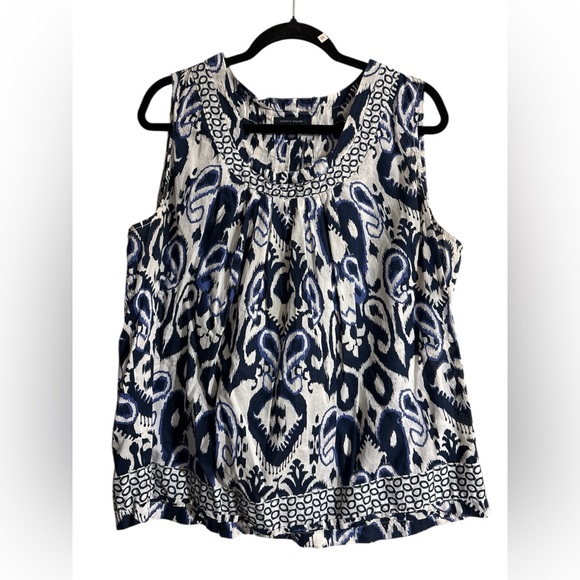 Tommy Hilfiger Tops - Tommy Hilfiger Navy and White Tank